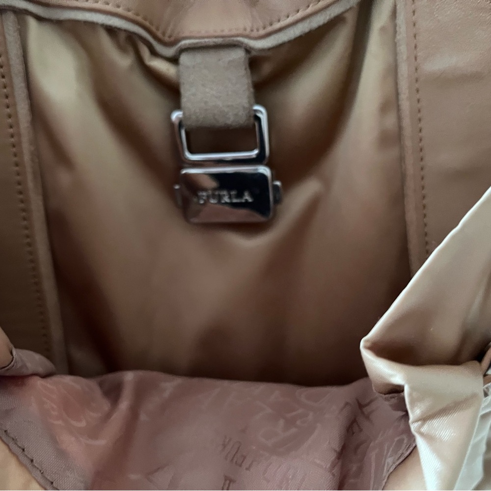 Vintage Furla bag - Picture 6 of 10